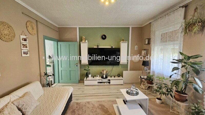 Somogy Vármegye: Einfamilienhaus in Marcali / Plattensee 12 km 