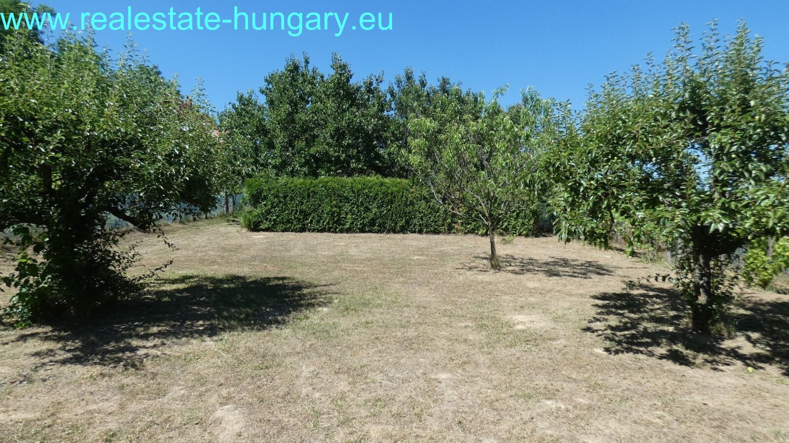 Kehidakustány: Baugrundstück im Thermalkurort 