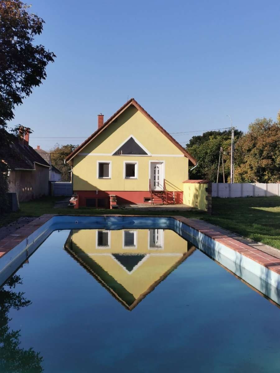 Szakony : (AAA) Vielfältige Nutzungs-Möglichkeiten bei Österreich 