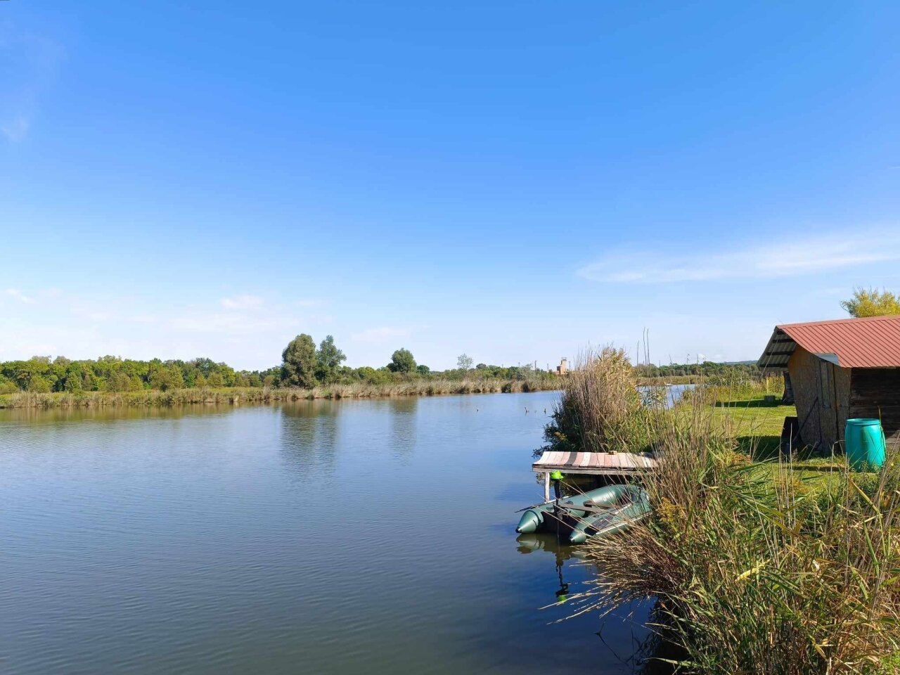 Veszprém Vármegye: 12,5 Hektar Fischteich/Erholungspark in der Region Nord-Balaton zu verkaufen 
