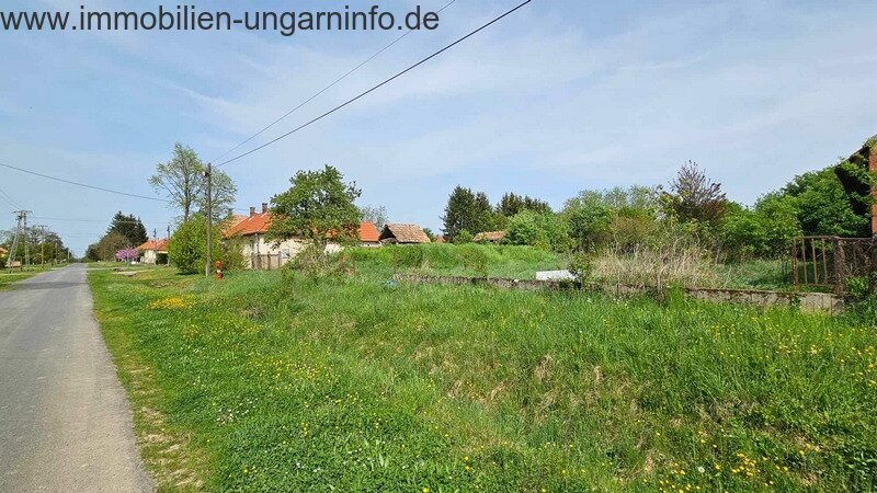 Somogy Vármegye: Baugrundstück am Plattensee  