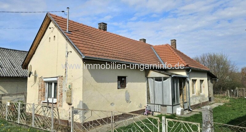 Zala Vármegye: Teilweise renoviertes Einfamilienhaus im Kreis Zala zu verkaufen Zala Vármegye: Teilweise renoviertes Einfamilienhaus im Kreis Zala zu verkaufen