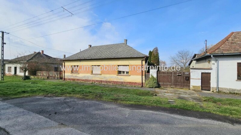 Somogy Vármegye: Zu renovierendes Einfamilienhaus im Kreis Somogy Somogy Vármegye: Zu renovierendes Einfamilienhaus im Kreis Somogy