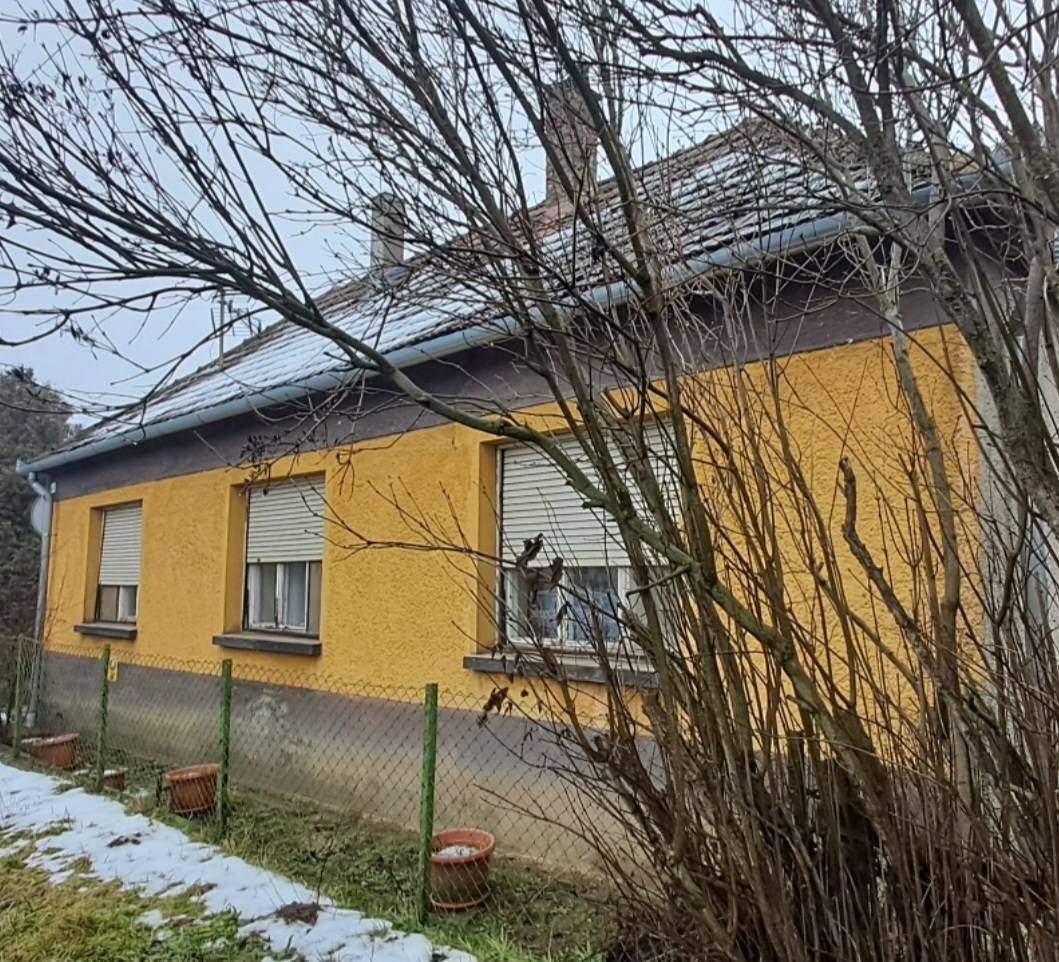 Karmacs: (ABA) Einfamilienhaus in ruhiger, familienfreundlicher Gegend Karmacs: (ABA) Einfamilienhaus in ruhiger, familienfreundlicher Gegend