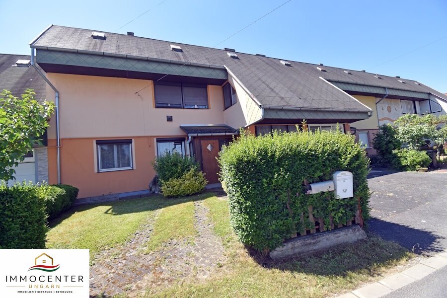 Lenti: (BBA) Reihenhaus in Lenti in ruhiger Straße 1.200 m vom Thermalbad 