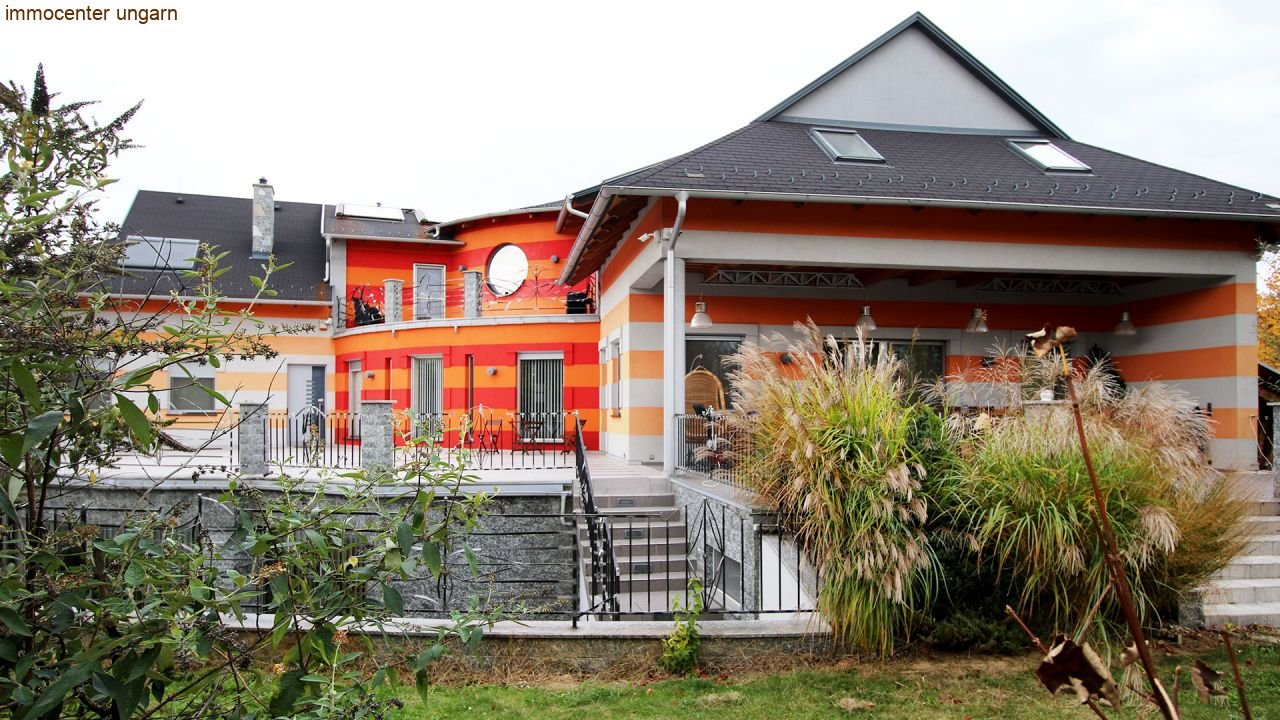 Balatonszemes: (AA) Extravagantes und großzügiges Anwesen in Seenähe Balatonszemes: (AA) Extravagantes und großzügiges Anwesen in Seenähe