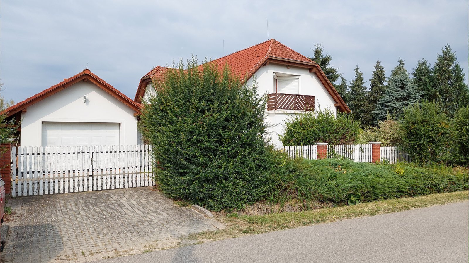 Balatonberény: (AAA) Großzügiges Familienhaus in Seenähe und trotzdem ruhg gelegen Balatonberény: (AAA) Großzügiges Familienhaus in Seenähe und trotzdem ruhg gelegen