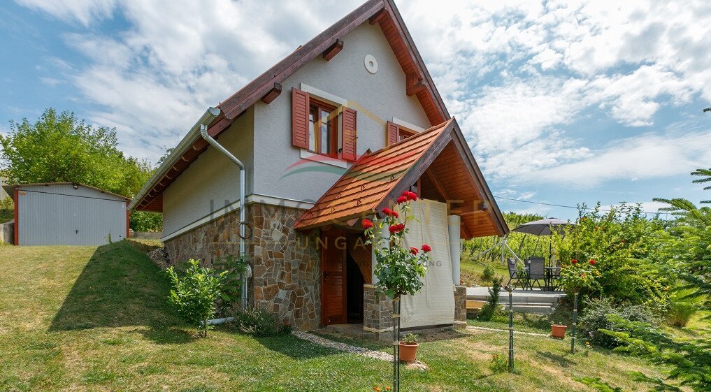 Lesencetomaj: (AAA) Landhaus in ruhiger Weinberglage bei Tapolca Lesencetomaj: (AAA) Landhaus in ruhiger Weinberglage bei Tapolca
