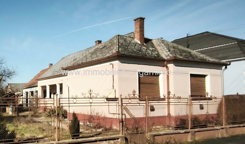 Zala Vármegye: 3-Zimmer-Einfamilienhaus mit großem Grundstück in Zala Komitat zu verkaufen 