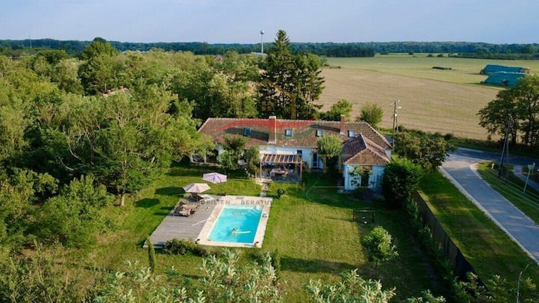 Répceszemere: (BAA) Fantastisches Landhaus-Flair mit Pool an der Grenze Österreich | Neusiedler See Répceszemere: (BAA) Fantastisches Landhaus-Flair mit Pool an der Grenze Österreich | Neusiedler See