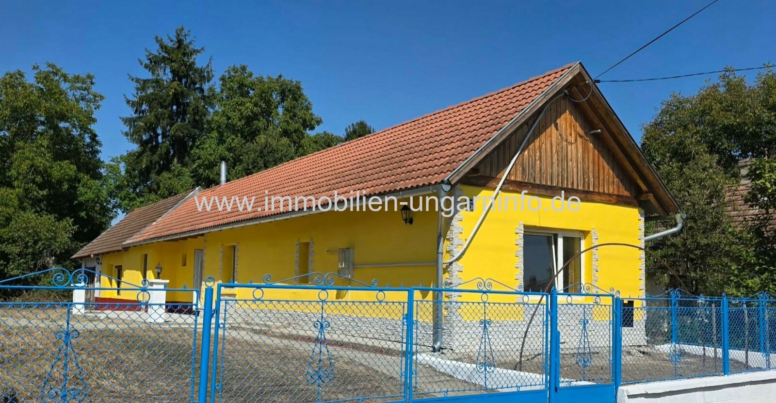 Zala Megye: Einfamilienhaus mit großem Grundstück in Miháld zu verkaufen 