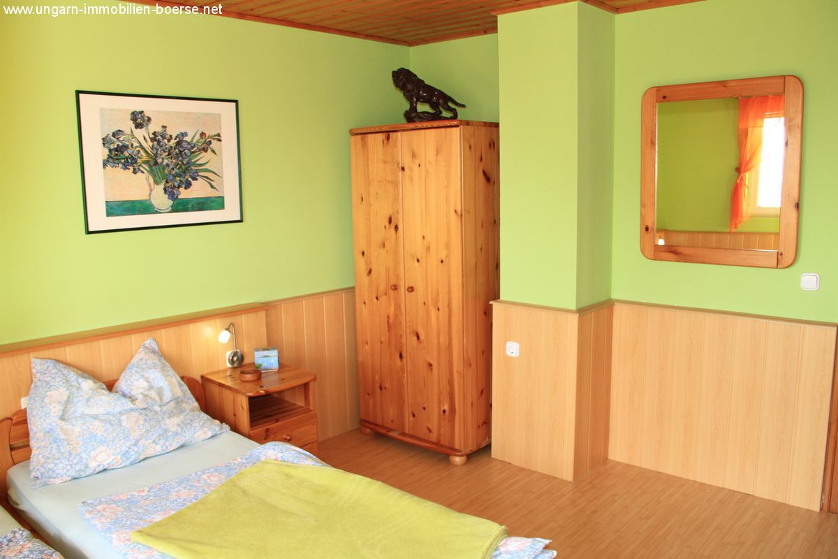 Ferienwohnung für 6-8+2 Personen mit traumhaftem Seepanorama