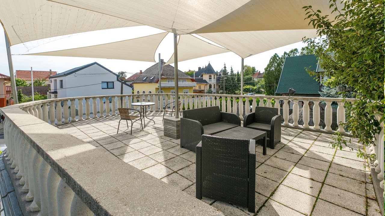 Gästeterrasse