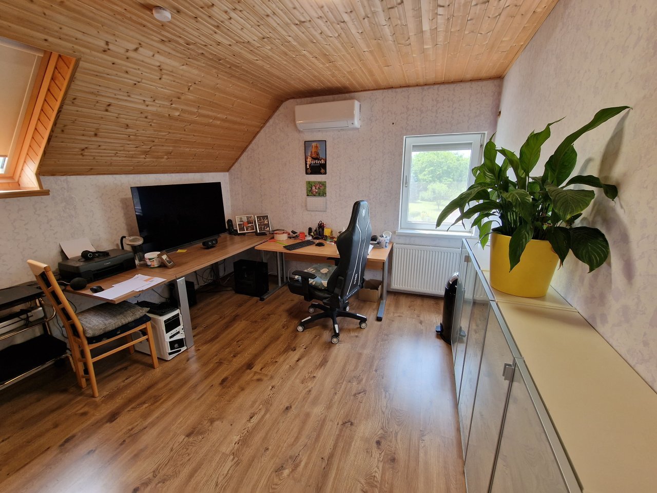 Arbeitszimmer oben