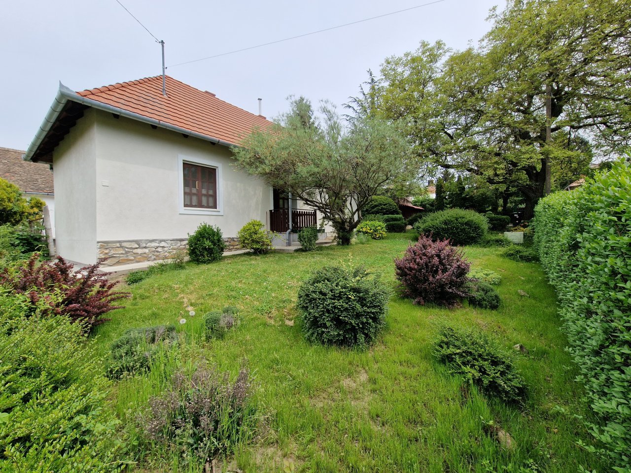 Charmantes Einfamilienhaus mit naturnahem Garten - Ihr Ruhepol mit Potenzial!