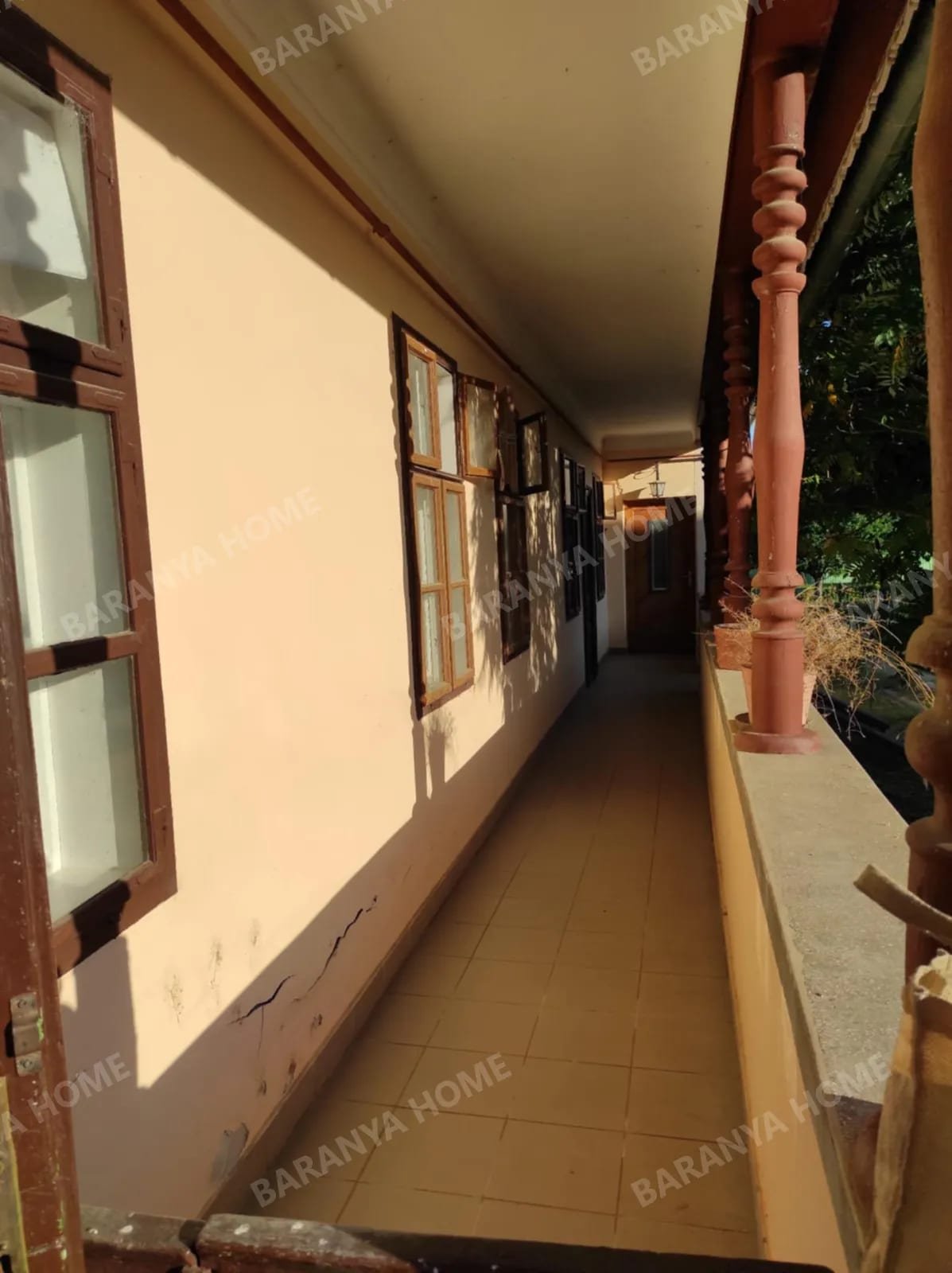 Geräumiges Bauernhaus und Bauernhofgrundstück im Zentrum von Bikal zu verkaufen – 6060 m² großes Grundstück, Scheune, Scheune, mit vielen Möglichkeite 