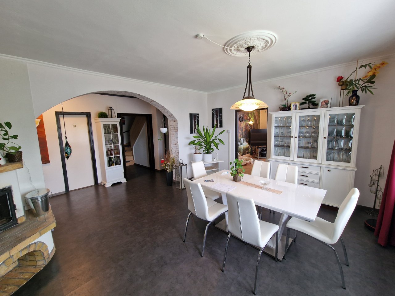 Wohnzimmer unten