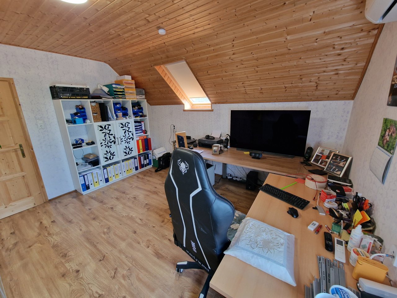 Arbeitszimmer oben