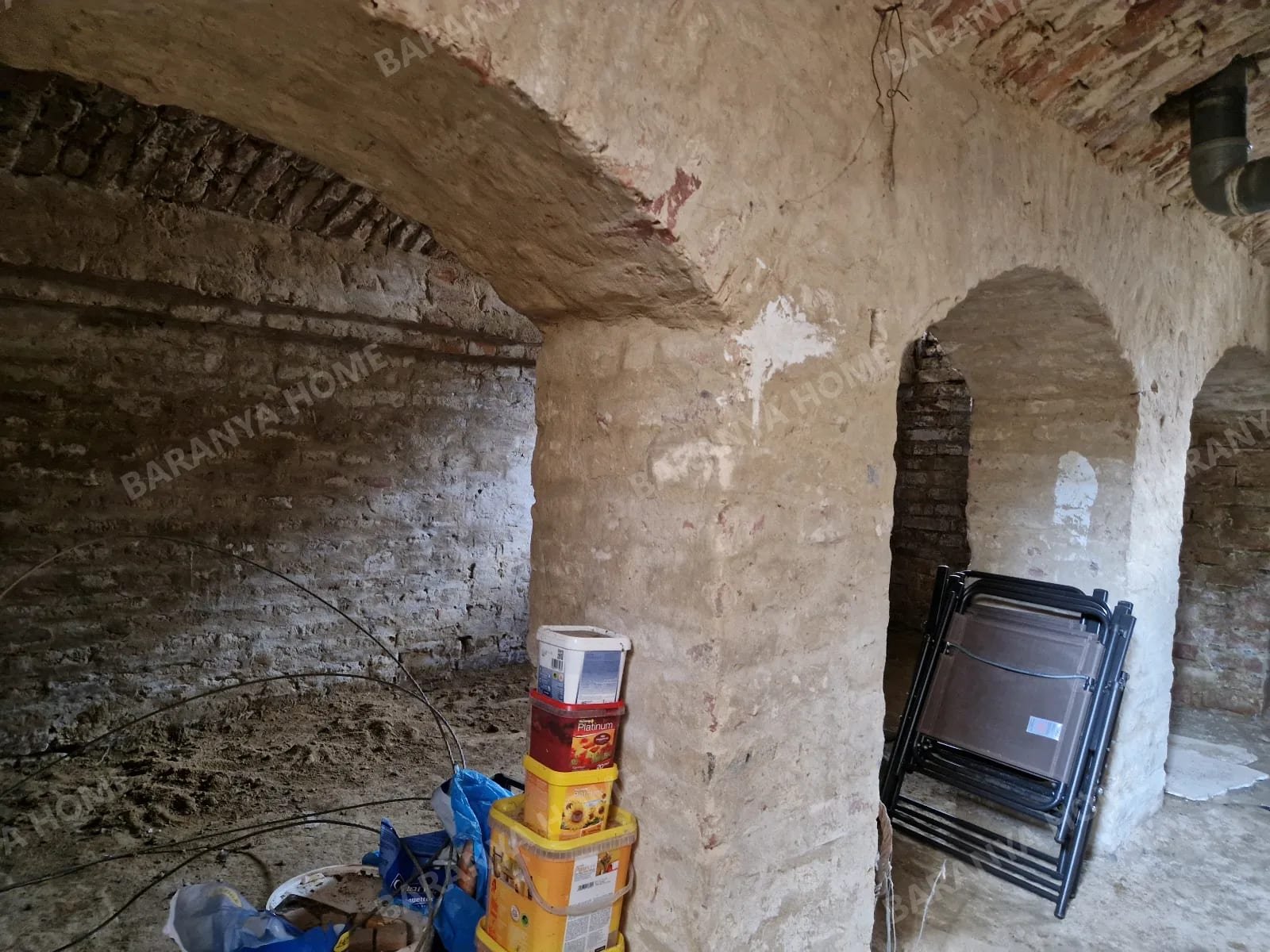 Ceglédpuszta Merenye: Panorama-Familienhaus auf einem 5.000 m² großen Grundstück in Ceglédpusztán - naturnahes Leben am Angelsee 
