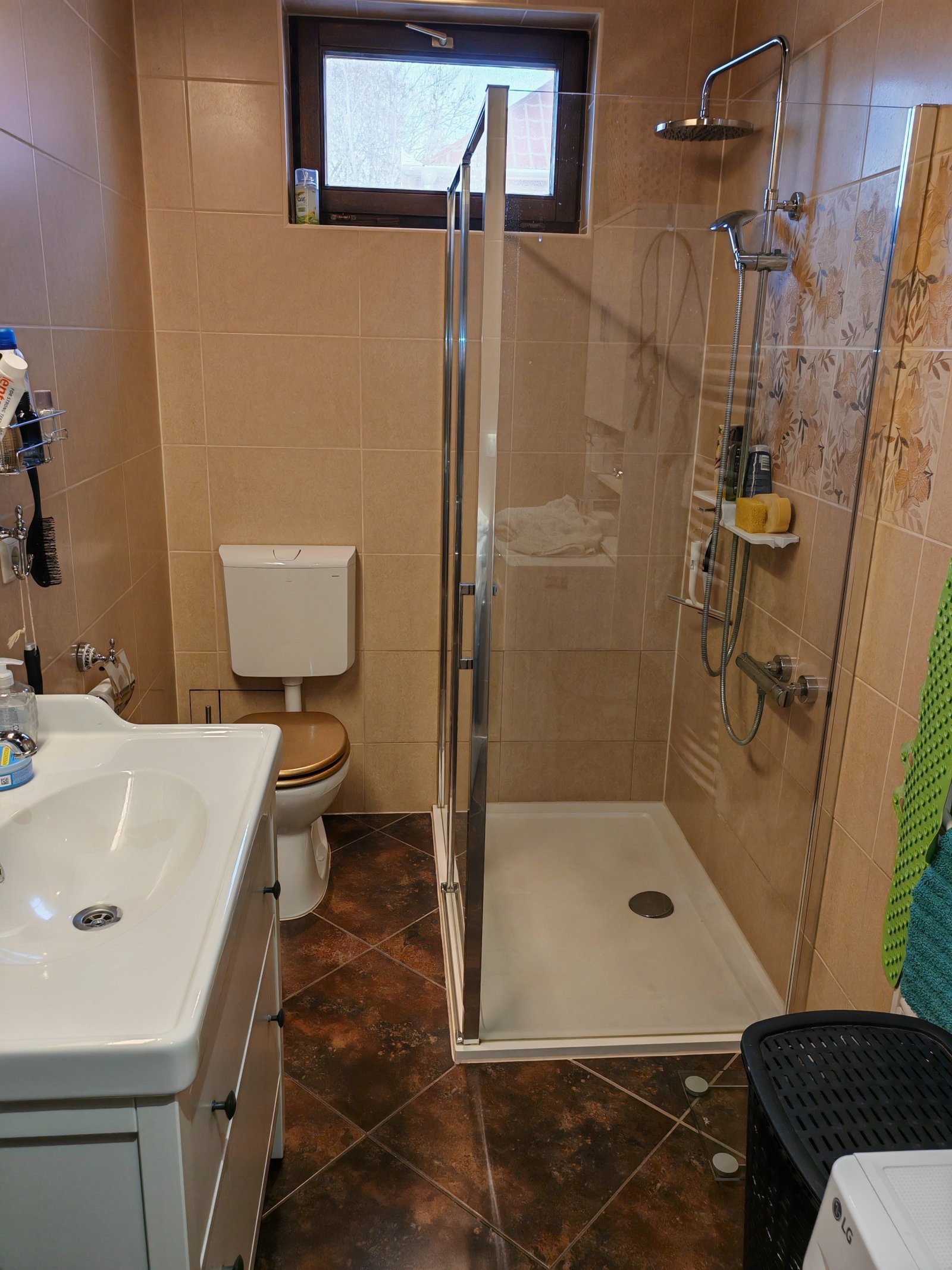 Badezimmer 2