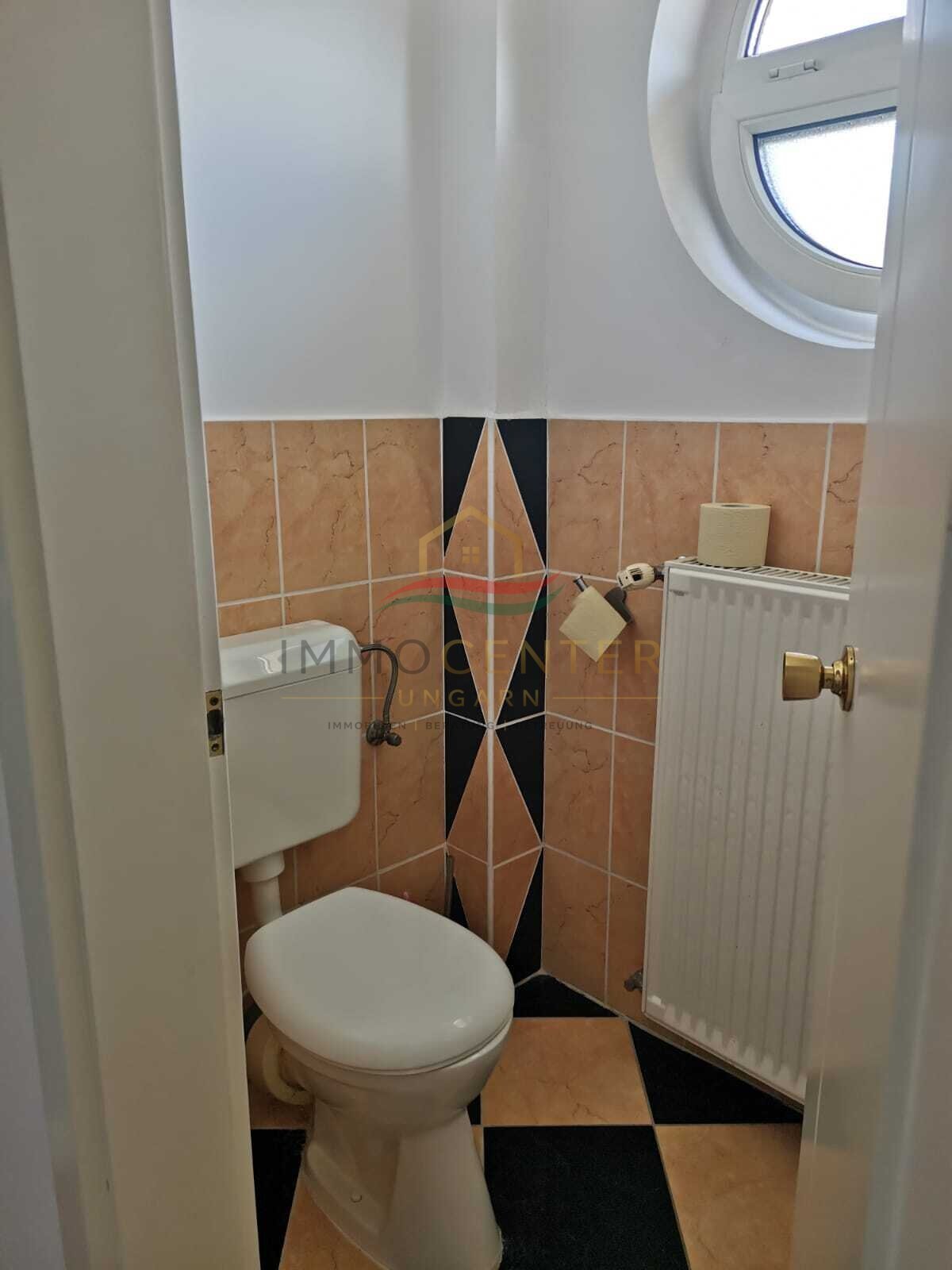 Badezimmer 2