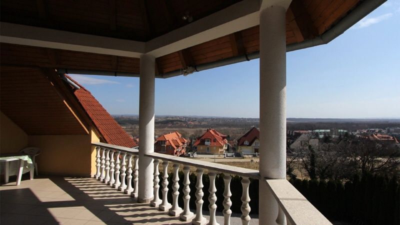 Terrasse mit Blick auf Heviz