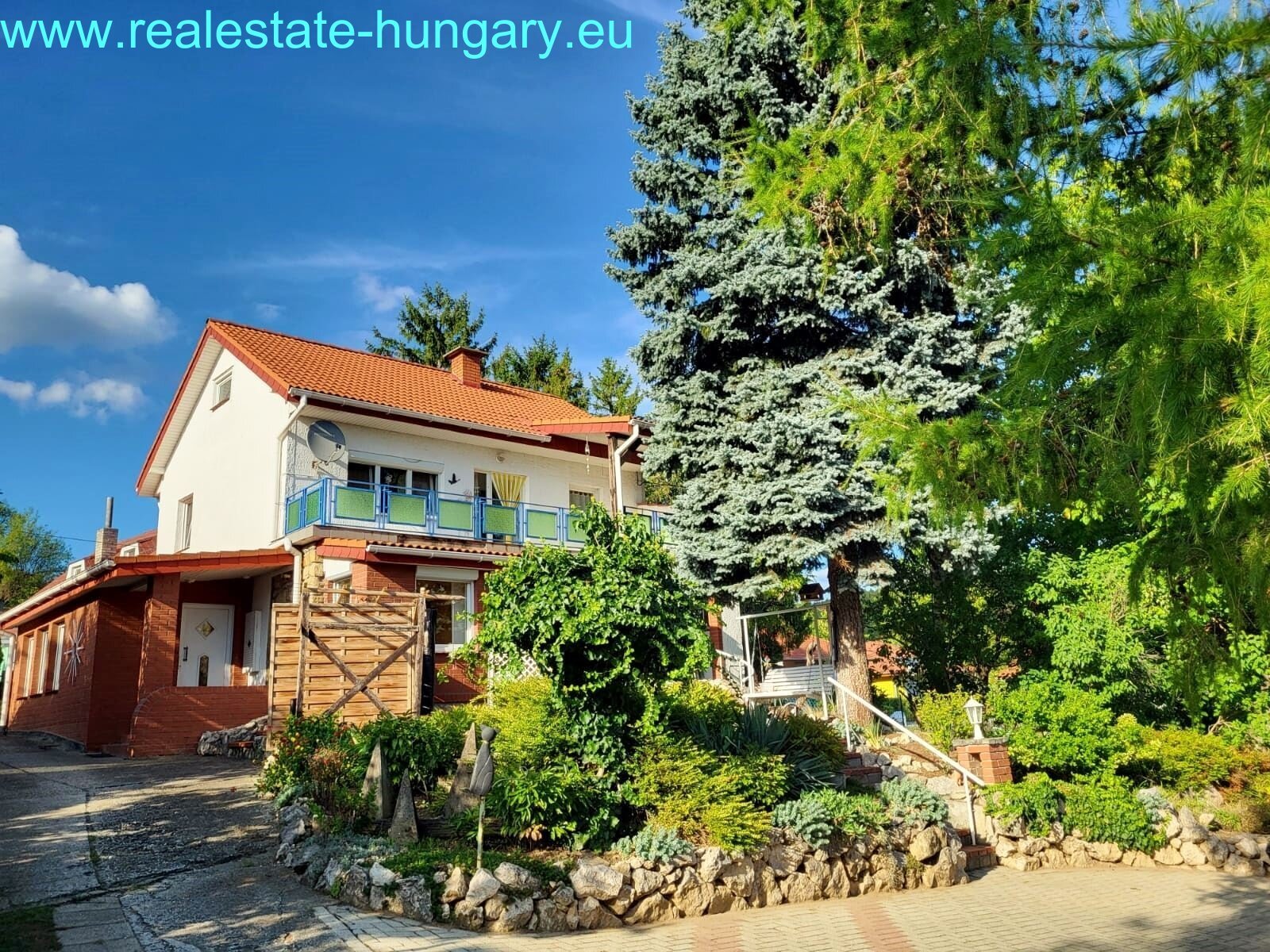 Vonyarcvashegy: Wohnhaus am Balaton Nordufer  Vonyarcvashegy: Wohnhaus am Balaton Nordufer