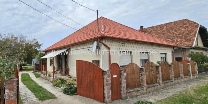 Somogy Vármegye: Einfamilienhaus in einer Kleinstadt im Kreis Somogy zu verkaufen 