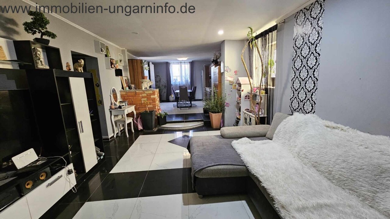 Somogy Vármegye: Familienhaus mit 2 Grundstücken in der Nähe des Plattensees 