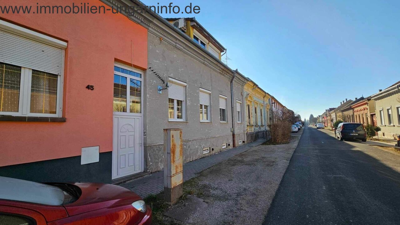 Zala Vármegye: Renoviertes Bürgerhaus in Nagykanizsa 