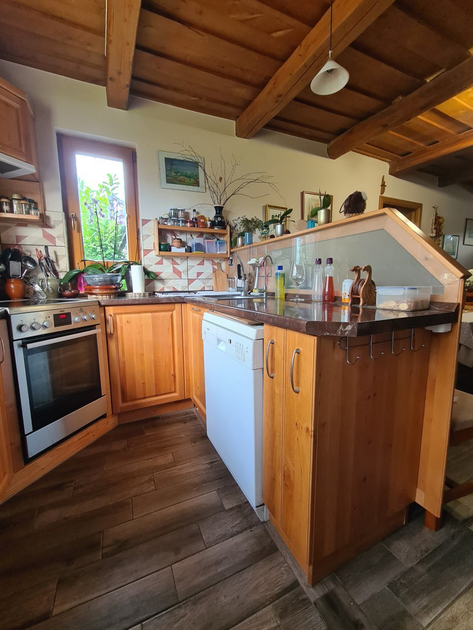 photo -- -- photo -- --