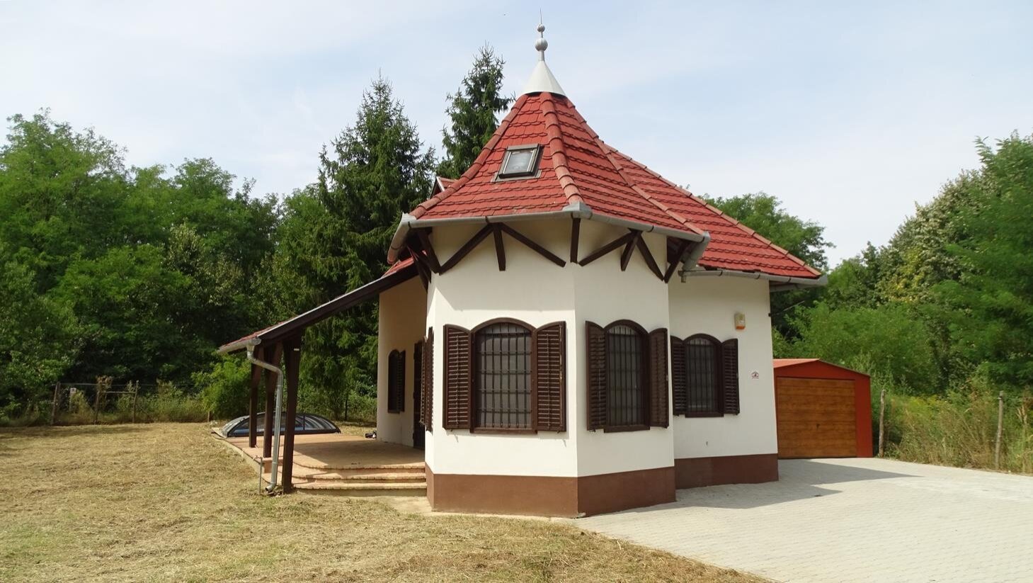 Komitat Somogy: Renoviertes Waldschlösschen in Alleinlage 