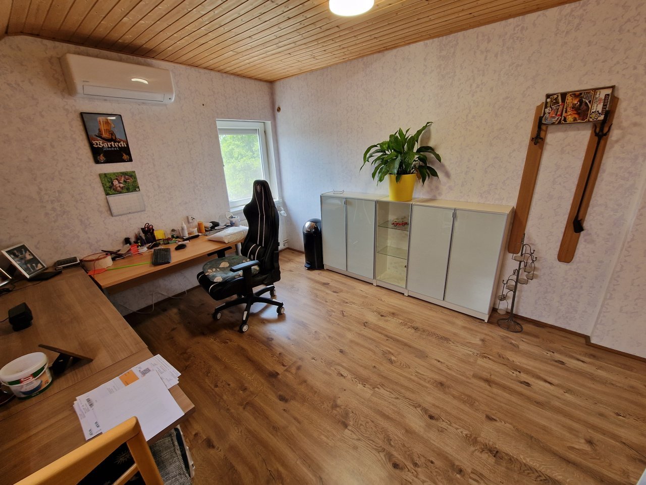 Arbeitszimmer oben