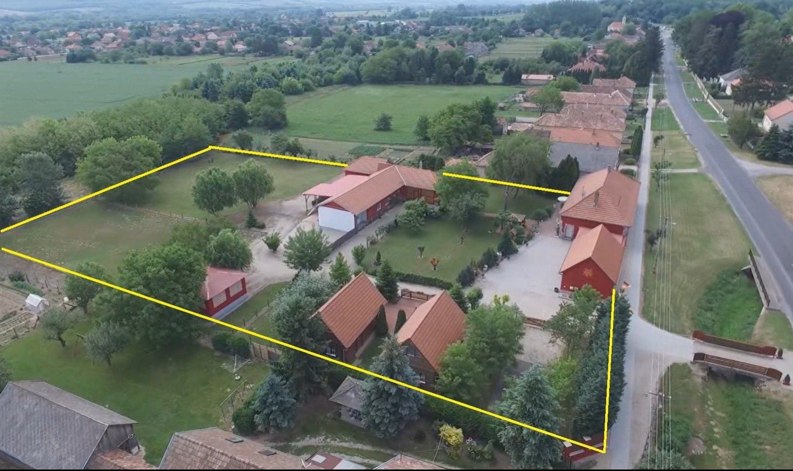 Zalacsany: Lakókocsi/lakóautó/hajó helyek jó és biztonságos helyen 