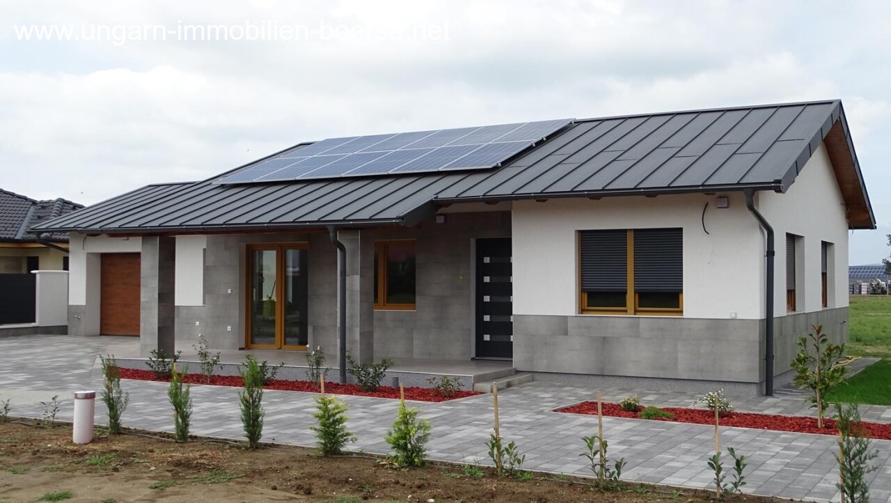 Komitat Somogy: Einfamilienbungalow – Erstbezug – Südseite – 5 Minuten zum Balaton 