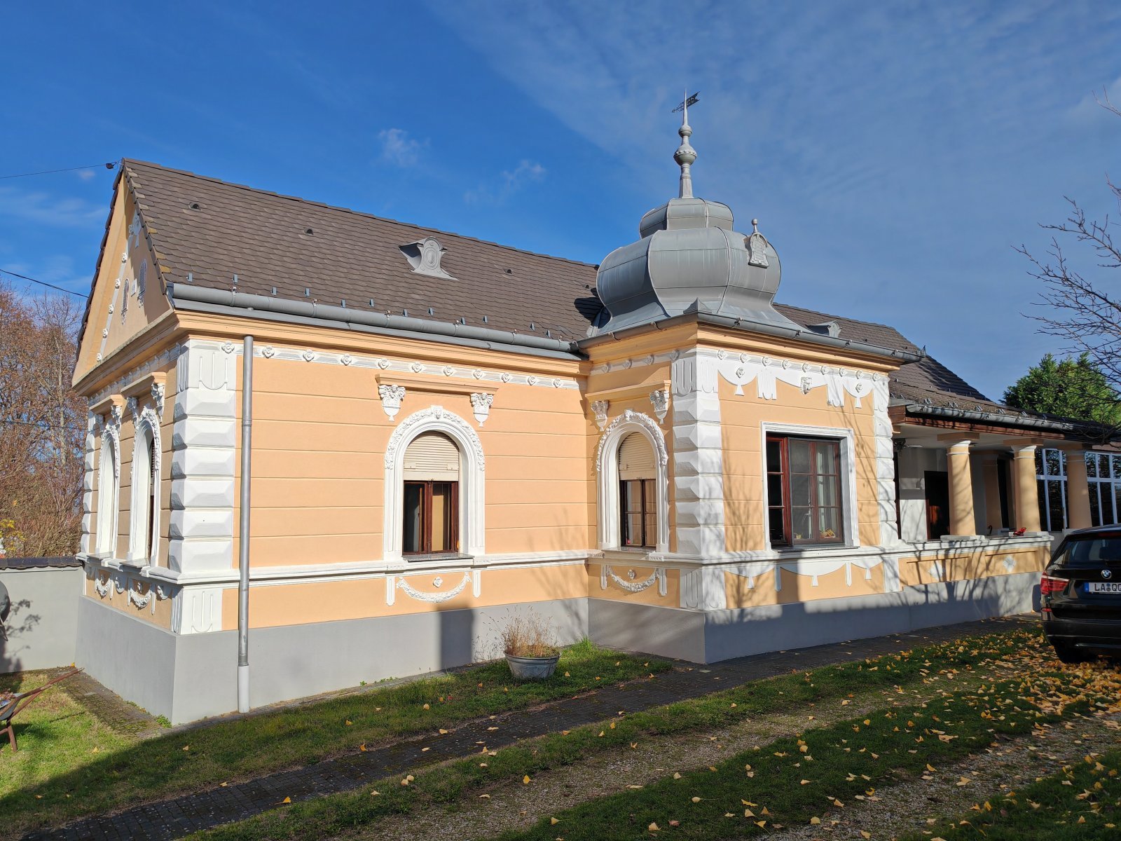 Zalakaros: (AAA) Tökéletesen felújított történelmi kúria medencével és melléképületekkel a termálfürdőben 