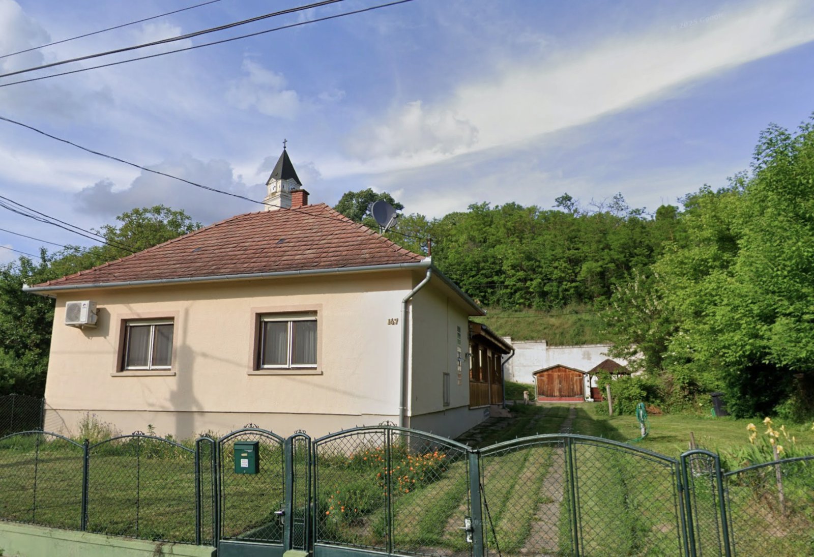 bei Varsád: sdsdsdsdsd 