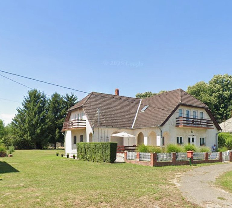 Böhönye: (AAA) Felújított családi ház nagycsaládosoknak, jó helyen 