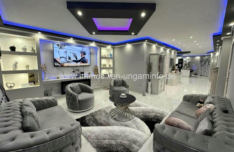 Somogy Vármegye: Anspruchsvolles Mehrgenerationenhaus mit Gästehaus in Marcali zu verkaufen 