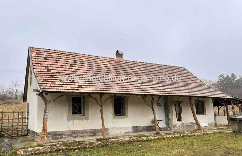 Somogy Vármegye: Einfamilienhaus mit großem Grundstück zu verkaufen 