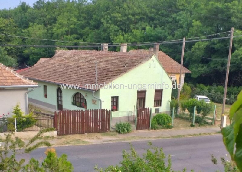 Somogy Vármegye: Einfamilienhaus mit vier Zimmern in der Nähe des Plattensees 