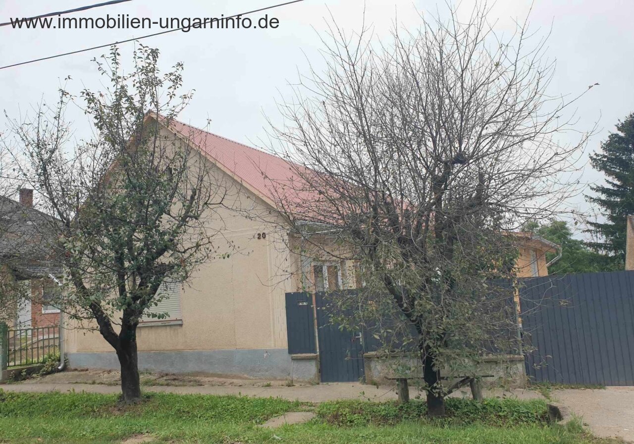 Einfamilienhaus in der Nähe von Kaposvár zu verkaufen 