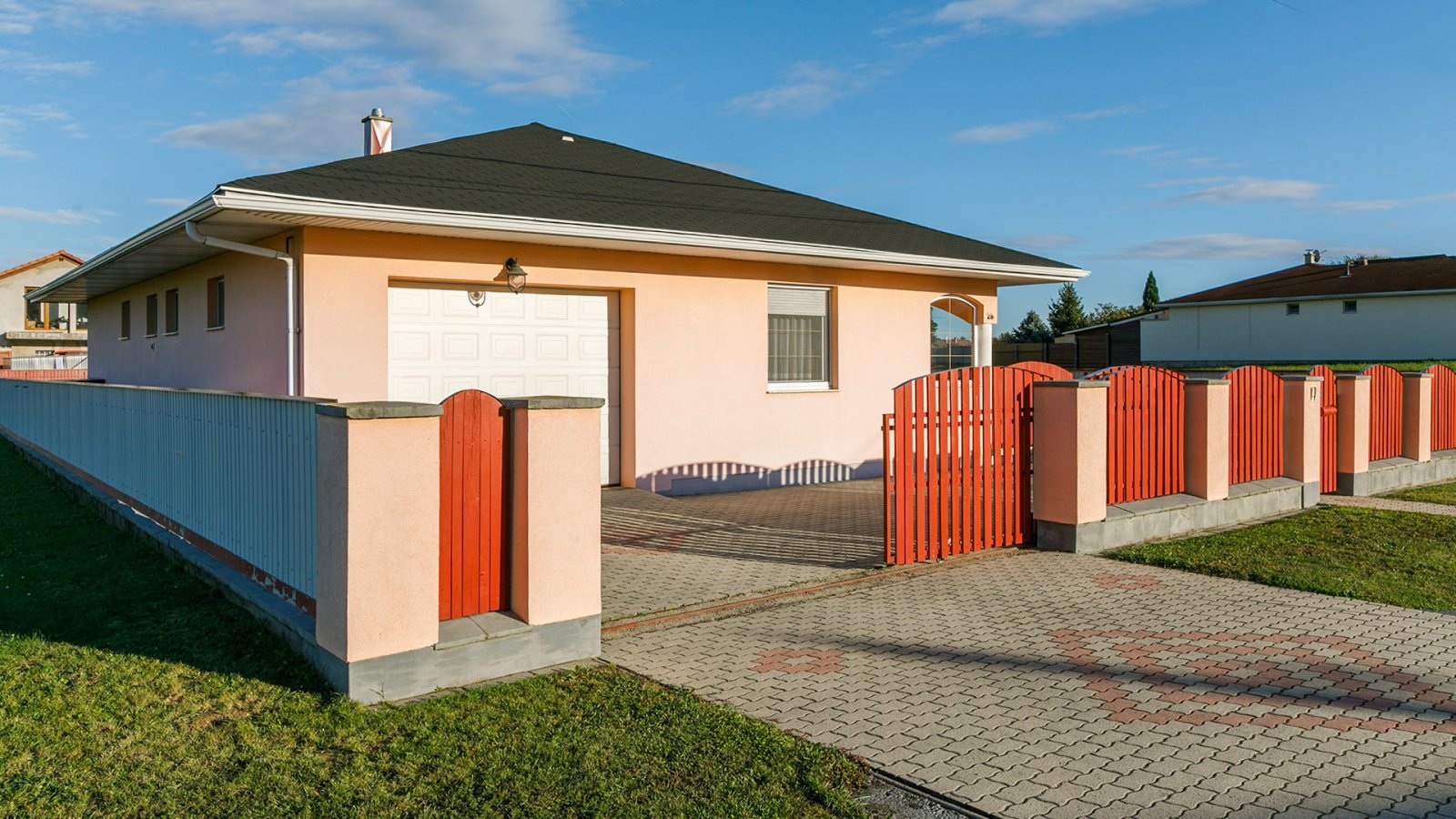 Zalakaros: (AAA) Gyönyörű, jó állapotú bungaló panorámás kilátással Zalakaros: (AAA) Gyönyörű, jó állapotú bungaló panorámás kilátással