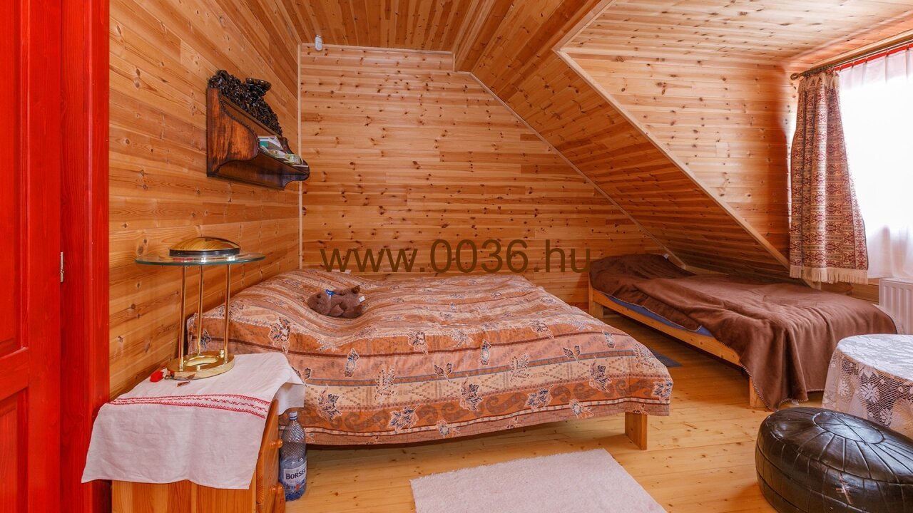 immocenter-ungarn-haus-kaufen-33563-arbeitszimmer2 immocenter-ungarn-haus-kaufen-33563-arbeitszimmer2