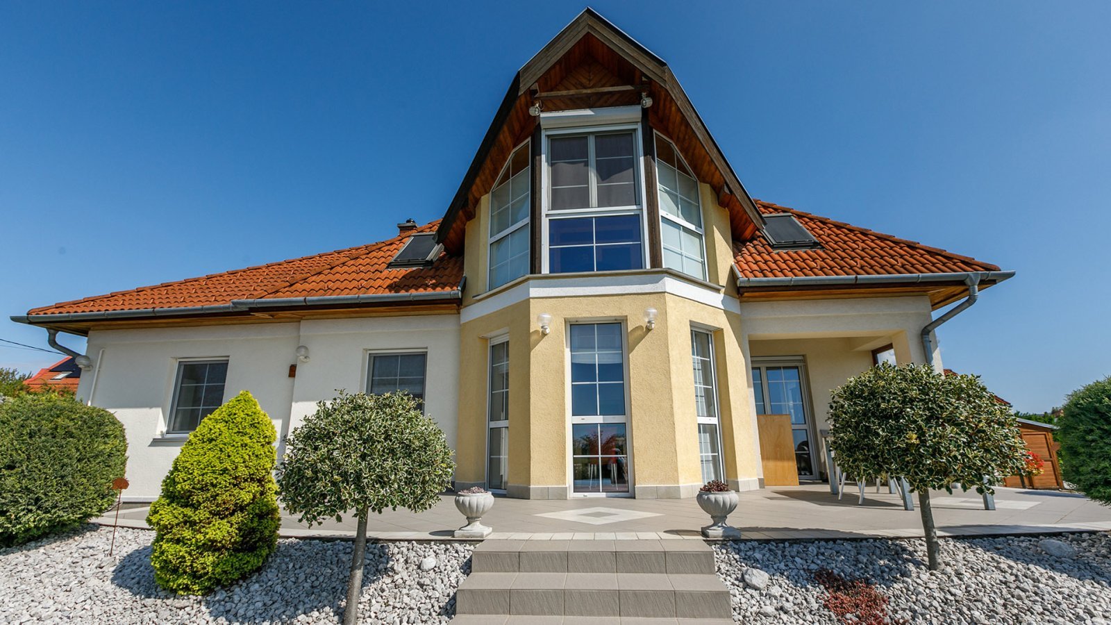 Cserszegtomaj: Luxus ingatlan az északi parton, tóparti panorámával 