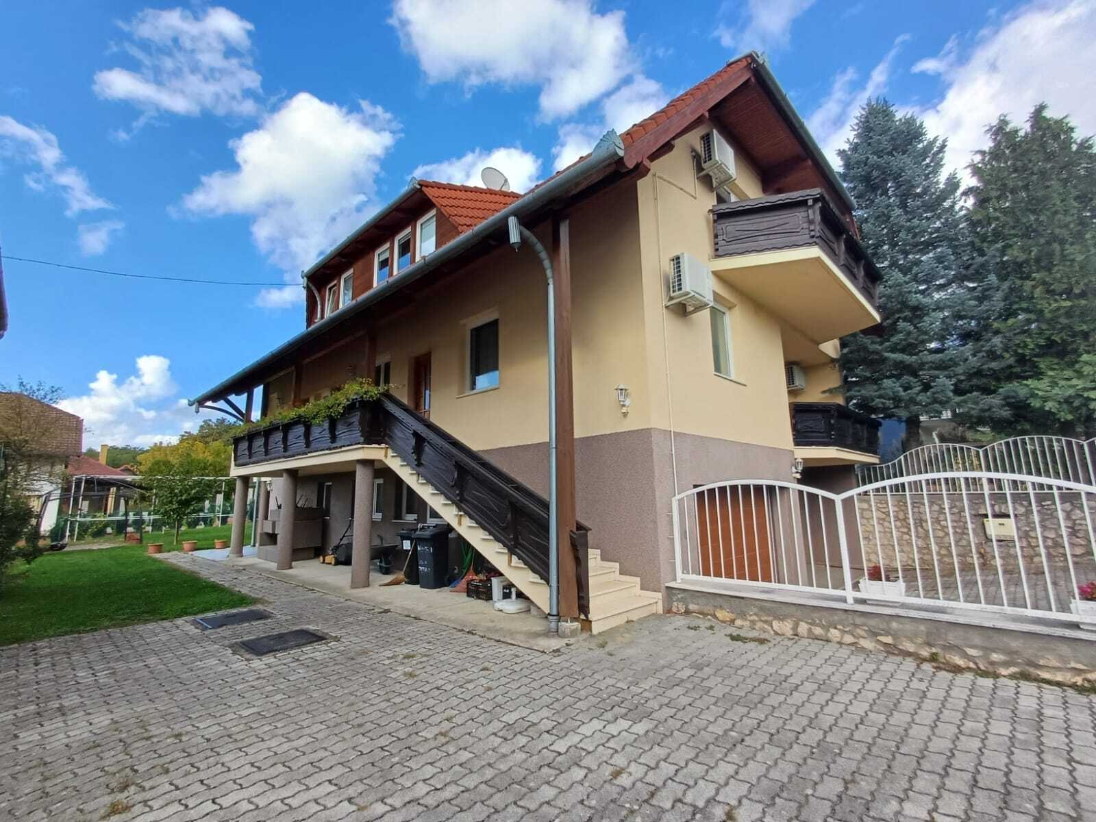 Hévíz: xxx Hévíz: xxx