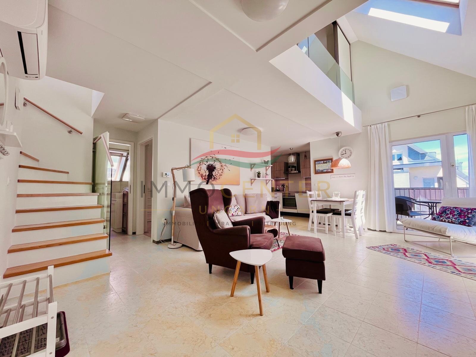 Hévíz: Exkluzív galéria penthouse Hévíz szívében 