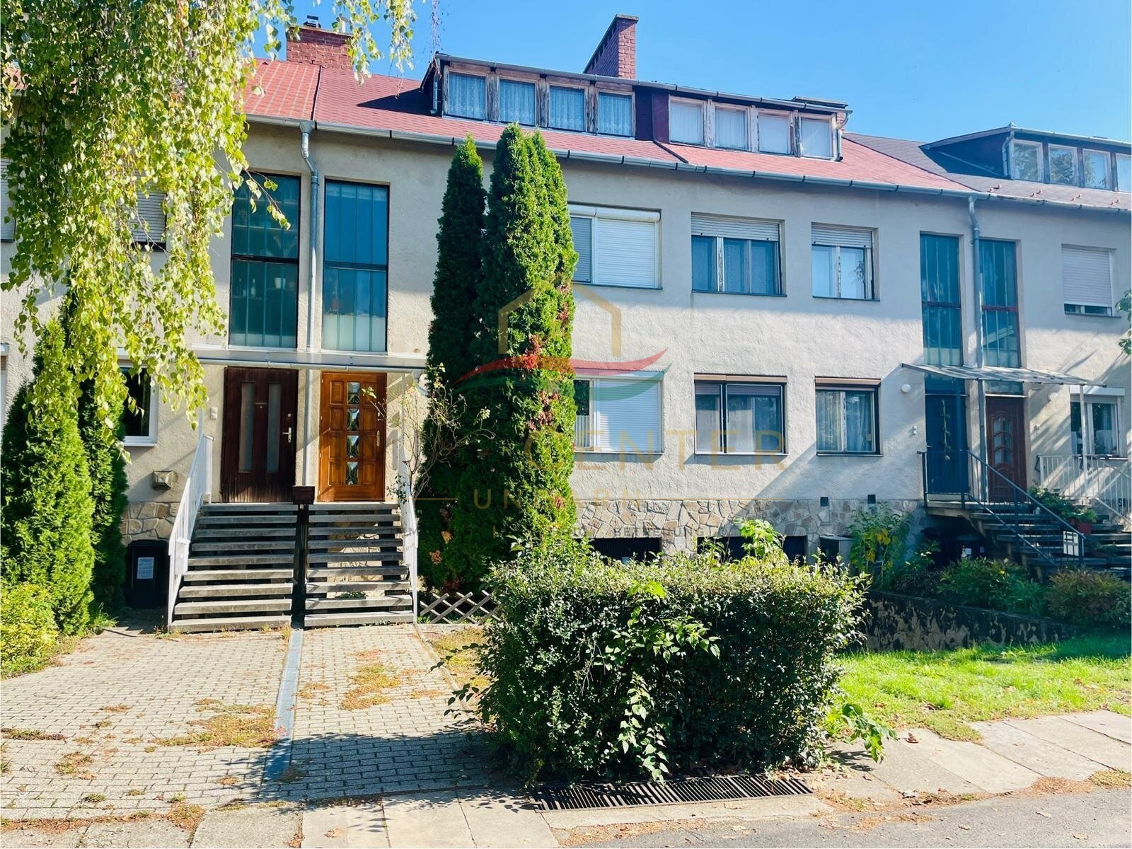 Keszthely: Ideális méretű sorház Keszthely belvárosában 
