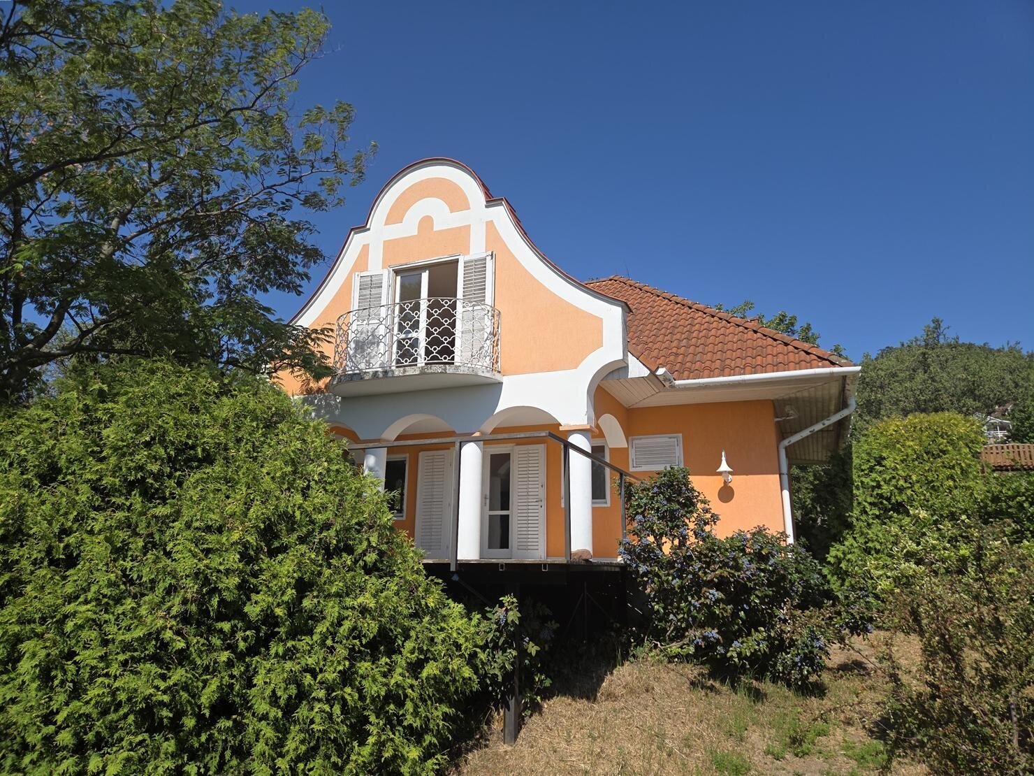 Balatongyörök: Einfamilienhaus in Balatongyörök mit Balatonpanoramablick Balatongyörök: Einfamilienhaus in Balatongyörök mit Balatonpanoramablick