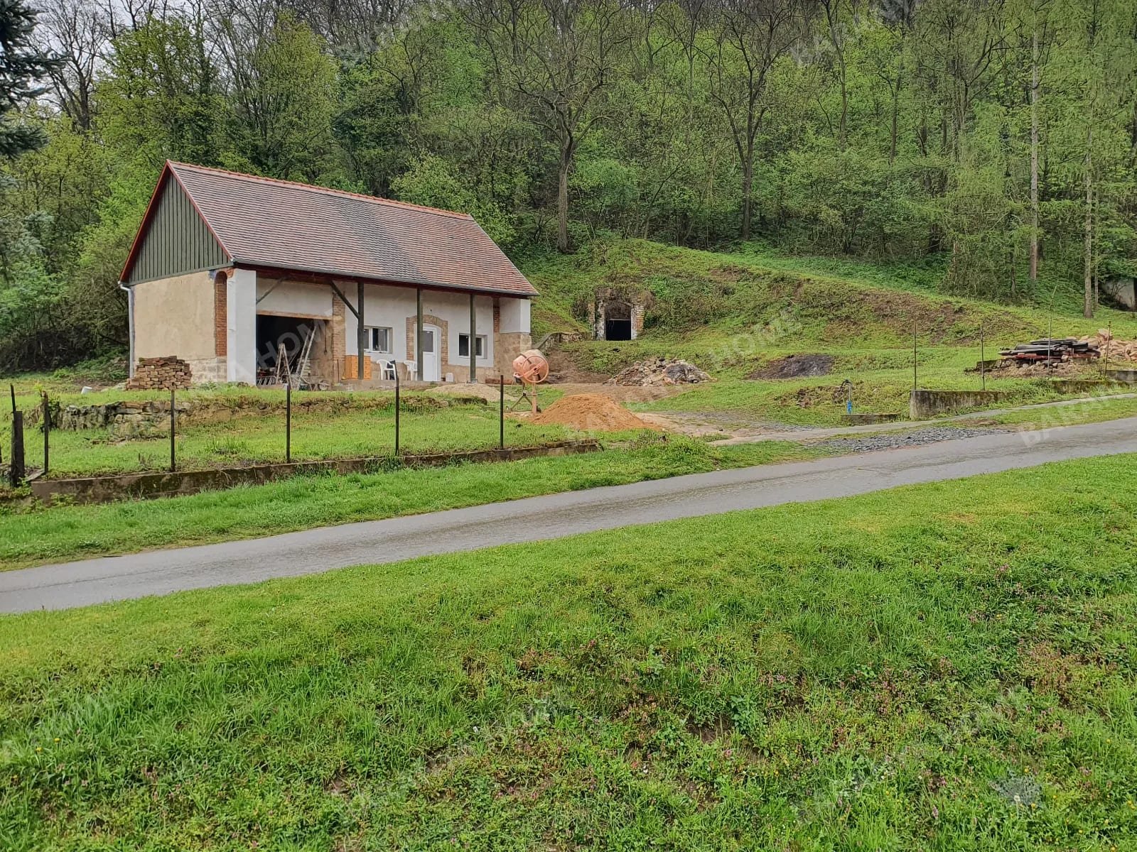 Vékény: Einfamilienhaus zum Verkauf in Vékény – in einer besonderen natürlichen Umgebung, mit einem Grundstück von 1730 m² Vékény: Einfamilienhaus zum Verkauf in Vékény – in einer besonderen natürlichen Umgebung, mit einem Grundstück von 1730 m²
